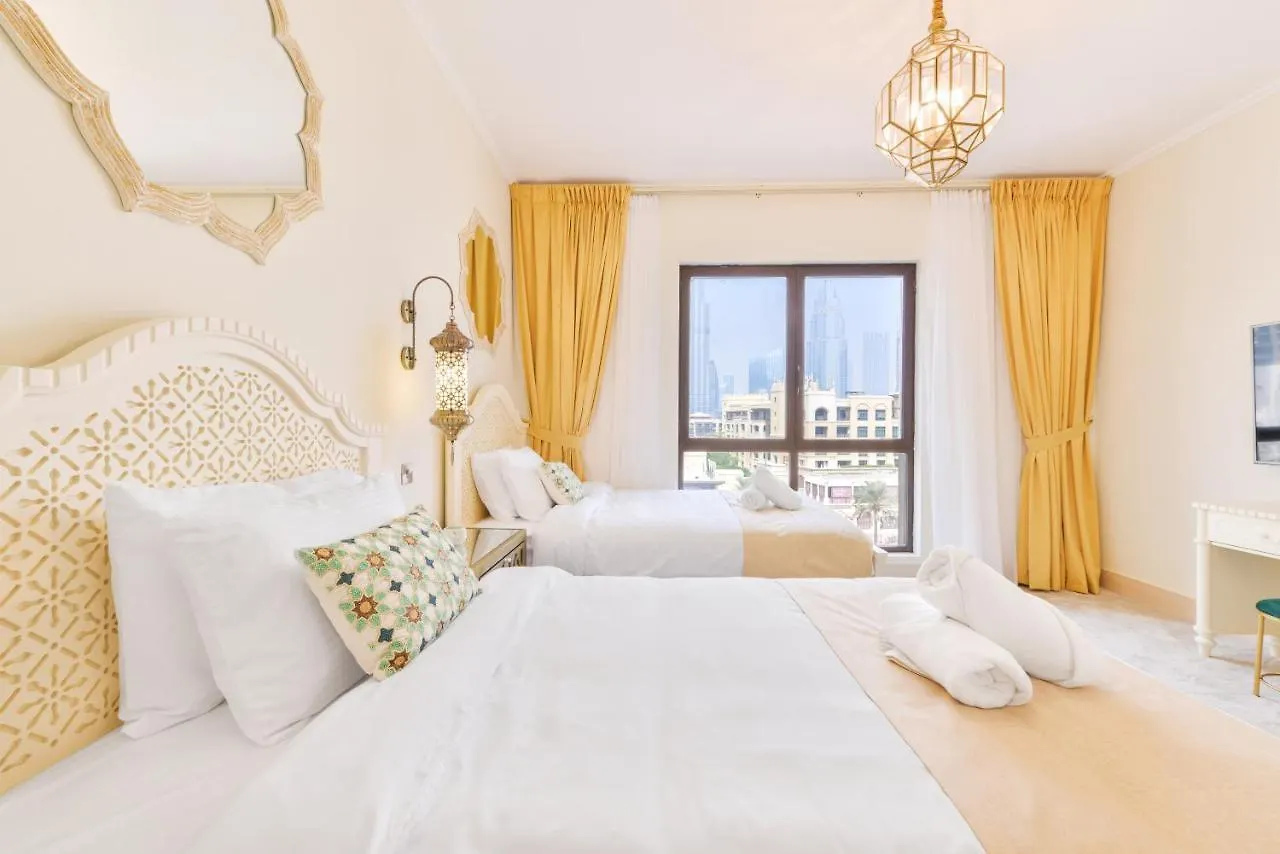 Ultra Luxury Downtown - Full Burj Khalifa View - 5 Min Walk To Dubai Mall! 0*,  الإمارات العربية المتحدة