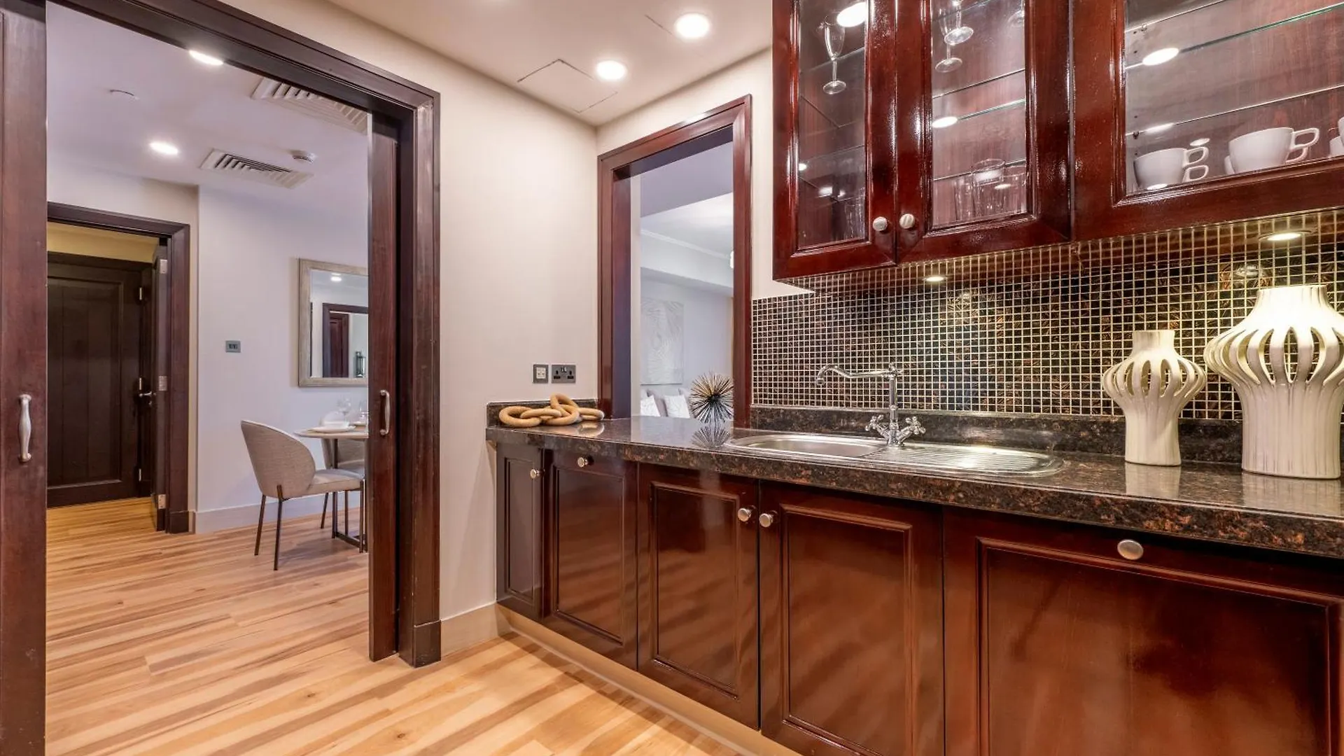 شقة Ultra Luxury Downtown - Full Burj Khalifa View - 5 Min Walk To Dubai Mall!