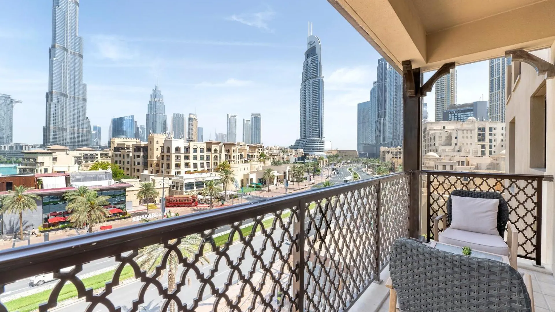 شقة Ultra Luxury Downtown - Full Burj Khalifa View - 5 Min Walk To Dubai Mall!