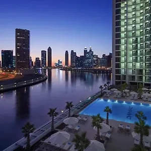 Luxury With A Canal View شقة