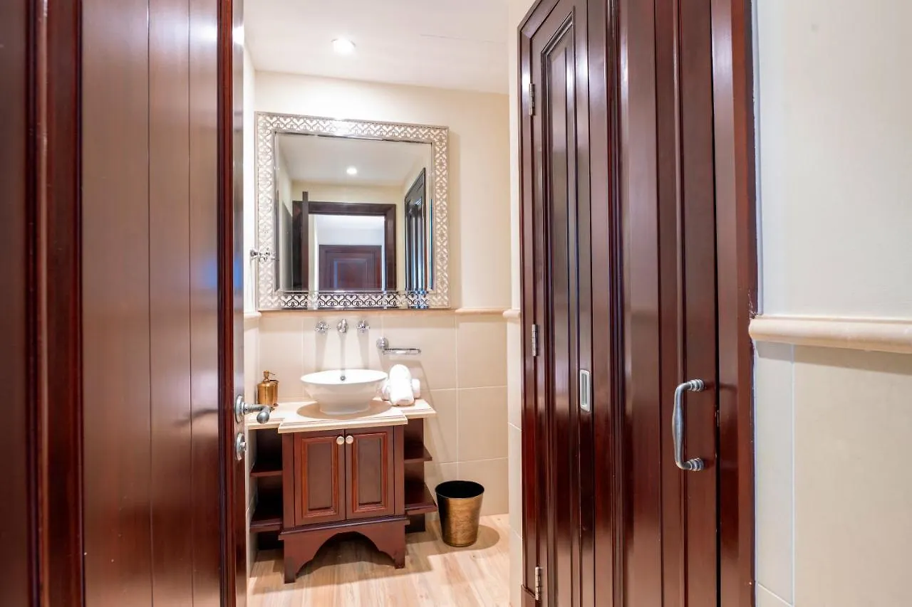 Apartment Ultra Luxury Downtown - Full Burj Khalifa View - 5 Min Walk To Dubai Mall!